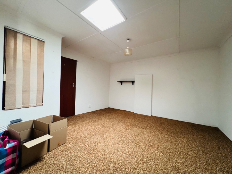 3 Bedroom Property for Sale in Loerie Park Western Cape